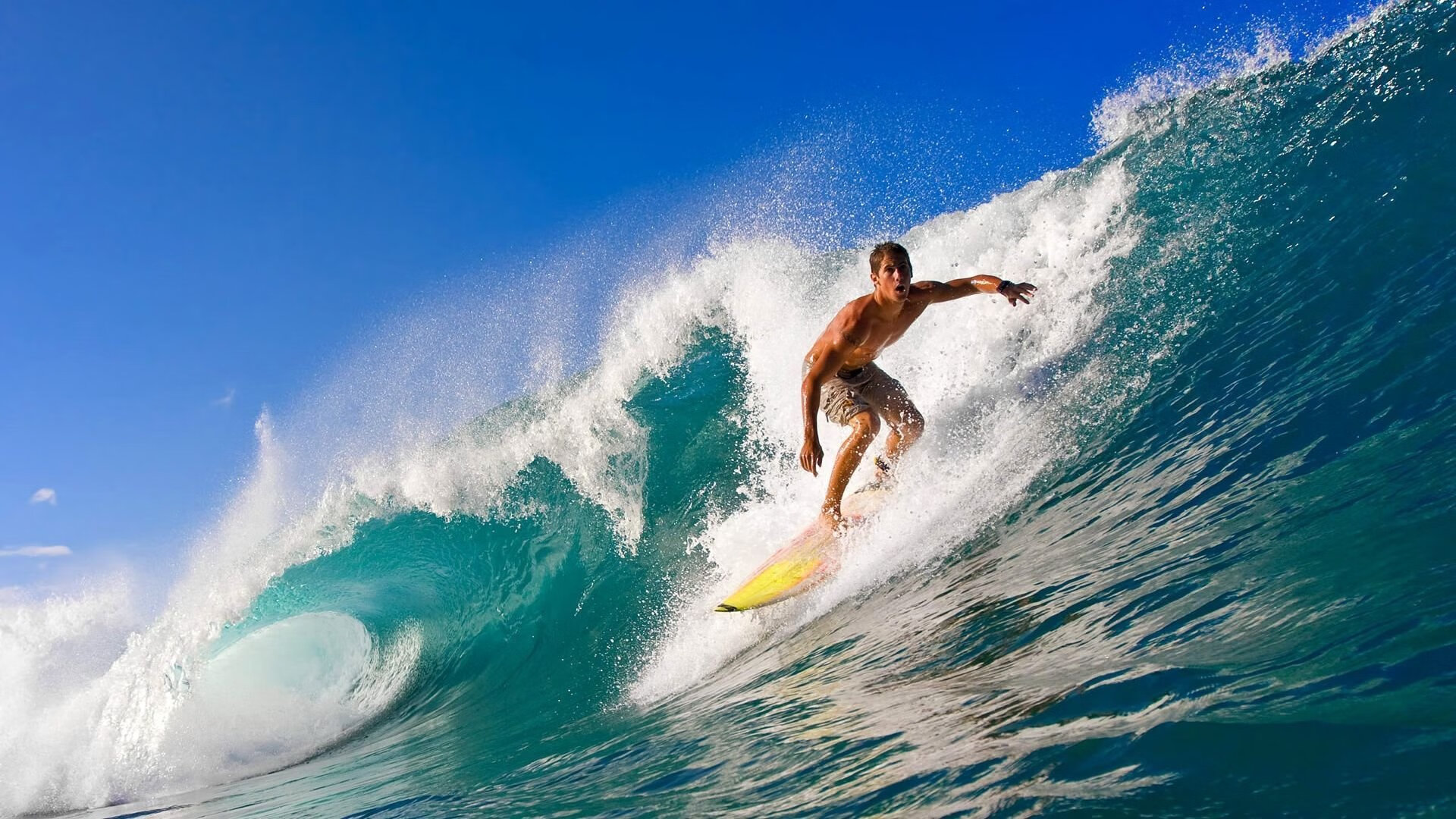 开云权威入口-哈登率队打出高潮快船稳居前列，哈登晃倒的快船球员是谁