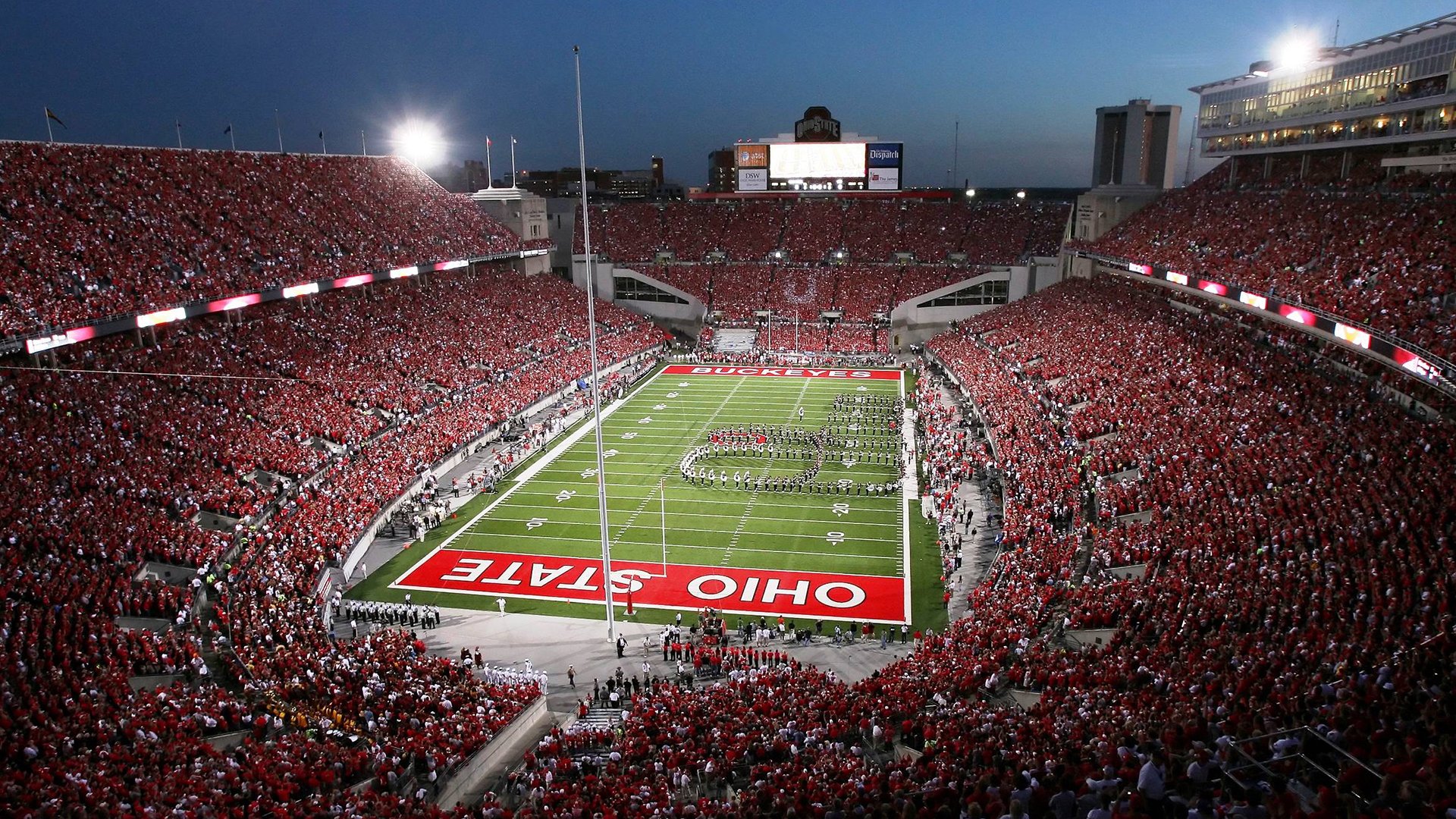 莫莉·奥卡拉汉赛场风采尽显未来潜力,莫莉卡赫拉瓦特